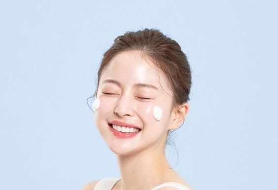 The Ultimate Guide to Essential Self-Care Items for Teenage Girls: A Must-Read for All Moms