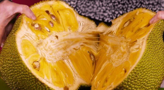 The Ultimate Guide to Removing Sticky Messes: 5 Easy Solutions to Make Resin Come Off with a Gentle Rub