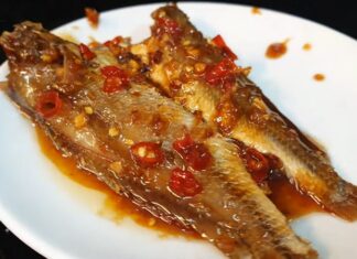 The Ultimate Guide to Air-Drying and Vinegar-Battering Lu Du Fish for a Mouth-Watering, Sweet and Sour Treat