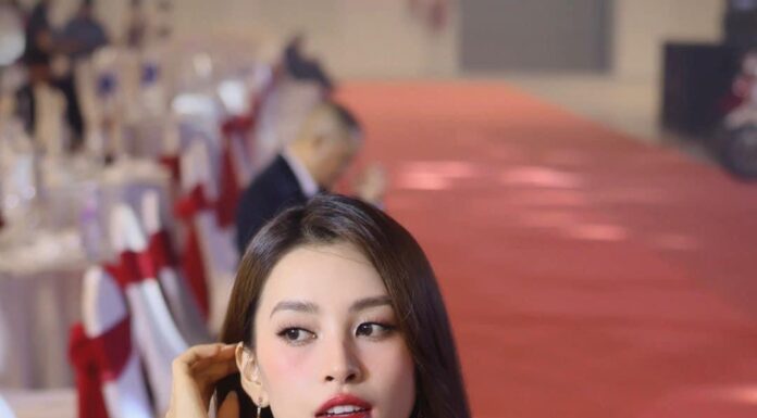 “What Hairstyle Suits Your Face Shape? Consider These 4 Factors”