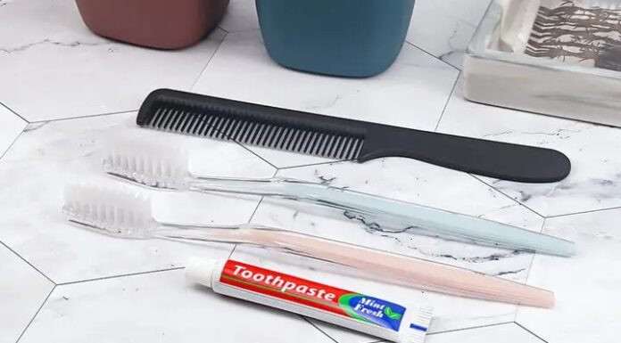 What’s the Point of Putting Toothpaste on a Comb?