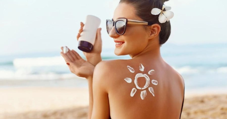 5 Sunscreens to Avoid if You Want to Keep Your Skin Happy and Healthy