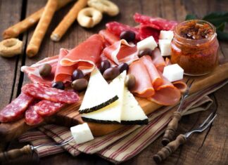 The Extravagant Deli Delights: A Guide to Hosting an Unforgettable Holiday Party with Your Nearest and Dearest