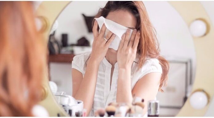 5 Skincare Products That Can Help Combat Premature Aging for Women in Their 30s