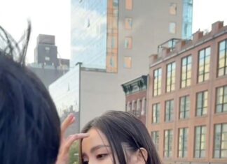 The Radiant Beauty of Xinjiang: A Stunning Sight on Western Streets