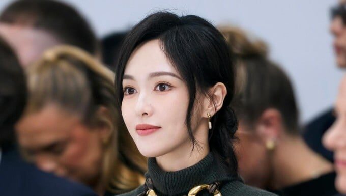 The Secret to Crystal Liu’s Youthful Glow: 5 Easy Tips to Look Years Younger