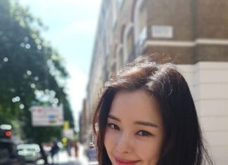 The Secret to a Charming Dimple: A Simple Makeup Tutorial for a Fresh and Flirty Look