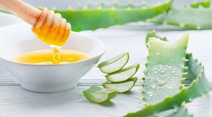 3 DIY Face Mask Recipes for Acne-Prone Skin