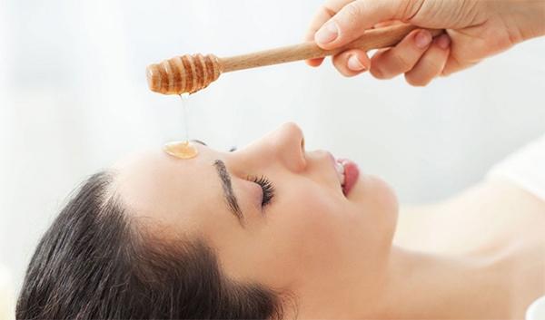 4 Types of Honey Masks to Soothe Acne and Fade Dark Spots for a Brighter, Healthier Complexion