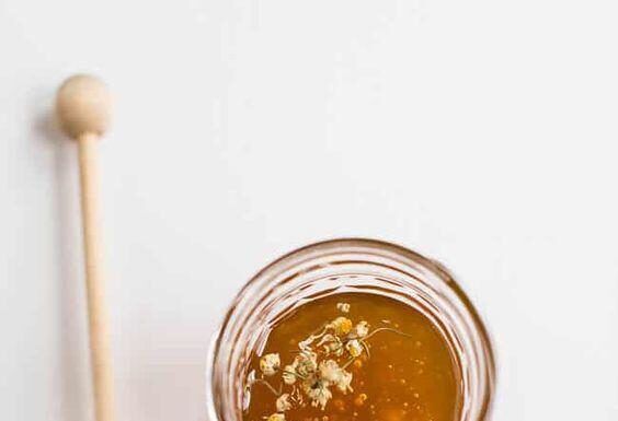 8 Honey Face Masks for a Youthful, Glowing Complexion