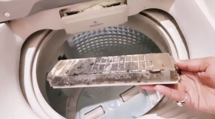 The Ultimate Guide to Cleaning Your Washing Machine: 3 Steps to Remove All the Built-Up Lint and Grime