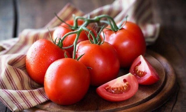 The Ultimate Guide to Buying the Perfect Tomato: 3 Key Things to Look Out For