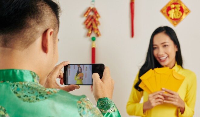 The Ultimate Guide to Capturing Your Wife’s Beauty This Tet: A Photographer’s Tips for Husbands