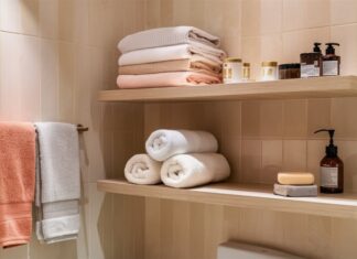 Say Goodbye to Musty Odors: 3 Tips to Keep Your Bathroom as Fresh as a 5-Star Hotel