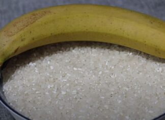 The Secret Ingredient to Perfect Rice: A Banana!