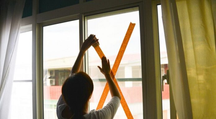 Should You Tape Your Windows During a Big Storm? Many Are Doing It Wrong.