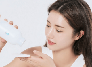 “The Ultimate Guide to Rosewater: Transform Your Skin and Hair Care Routine”