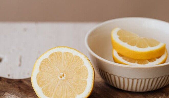 “The Ultimate Beauty Hack: Discover the Power of a Single Lemon”
