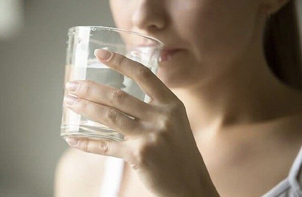 “The Extreme Liquid Diet: Is This Trendy Weight Loss Method Effective or Just a Fad?”