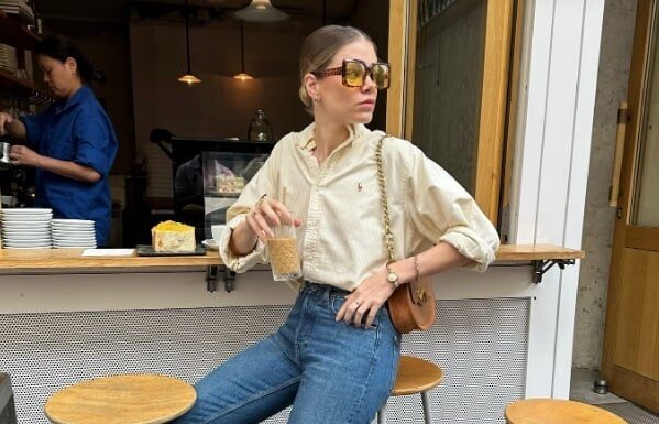 The Chic French Woman’s Guide to Styling Denim: A Lesson in Effortless Elegance