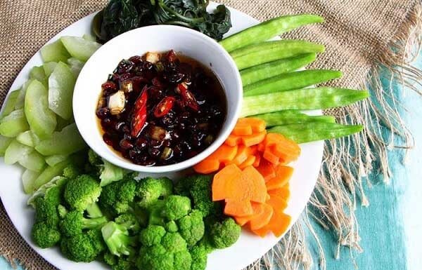 “The Ultimate Guide to Boiling Vegetables: Discover the Secret to Ridding Chemicals and Enjoying Tasty, Healthy Veggies”