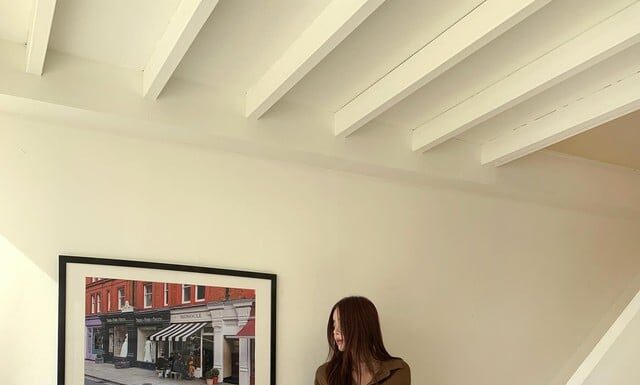 The Ultimate Guide: 10 Ways to Style a Shirt and Wide-Leg Pants This Fall