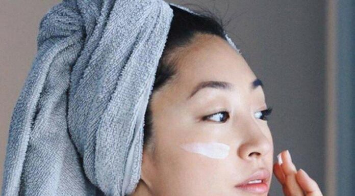 The Ultimate Skincare Showdown: Topical vs. Oral Whitening Treatments – Who will come out on top?