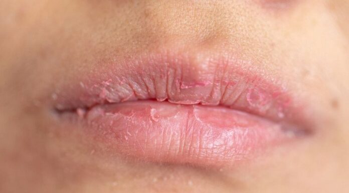 “3 ‘Shocking’ Differences Between Daily Lipstick Wearers and Those Who Go Bare-Lipped”