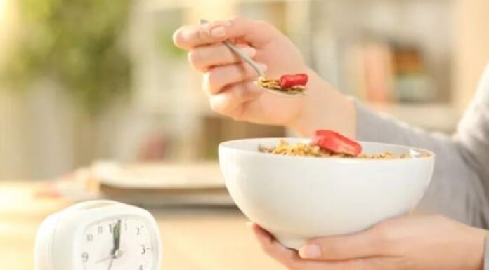 The Four Factors That Cause Rapid Calcium Loss and Bone Aging