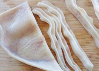 The Perfect Crunch: Mastering the Art of Crispy Pig Ear Delight