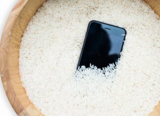 Why You Shouldn’t Bury Your Phone in Rice When It Gets Wet – The Surprising Truth Uncovered.