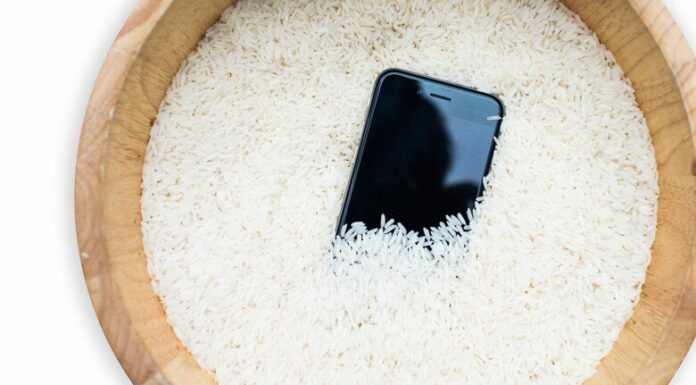 Why You Shouldn’t Bury Your Phone in Rice When It Gets Wet – The Surprising Truth Uncovered.