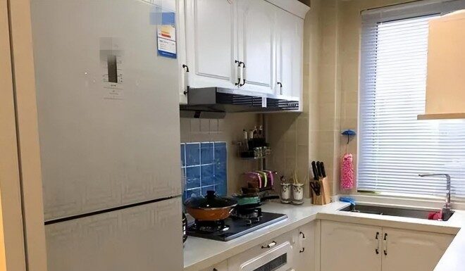 Why Are More People Opting to Keep Their Fridges Out of the Kitchen? I Need to Know These Reasons Now!