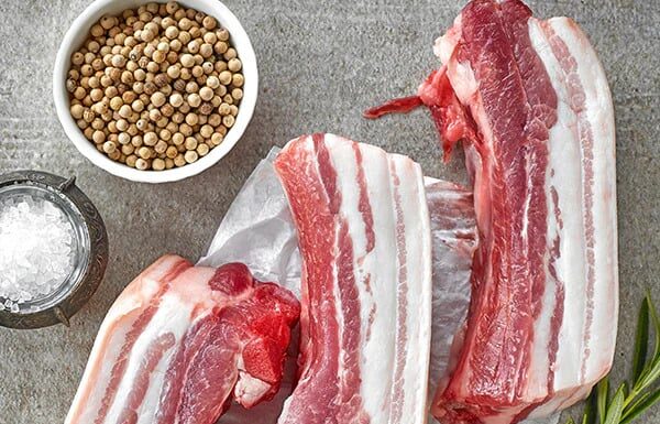 The Ultimate Guide to Odor Removal: 3 Easy Steps to Eliminate Pork’s Unpleasant Scent and Achieve Premium Quality Meat.