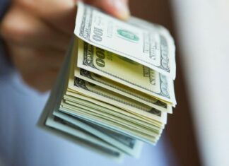 “3 Major Household Downfalls: Why Ancient Wisdom Warns of a Life of Struggles”