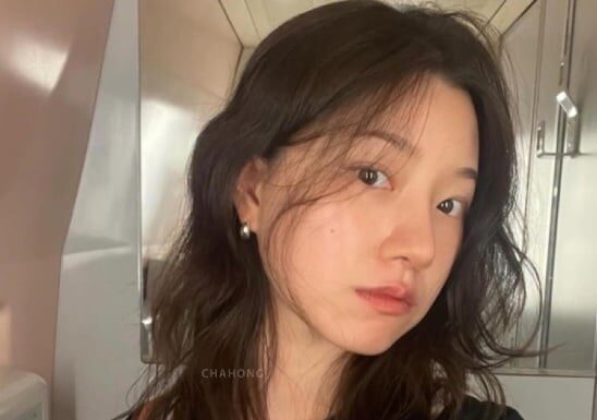 The Ultimate Guide to Shoulder-Length Hair: 5 Versatile Cuts for a Youthful, Feminine You