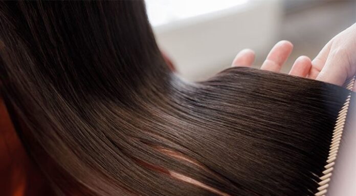 3 Bad Shower Habits That Are Causing Your Hair to Thin