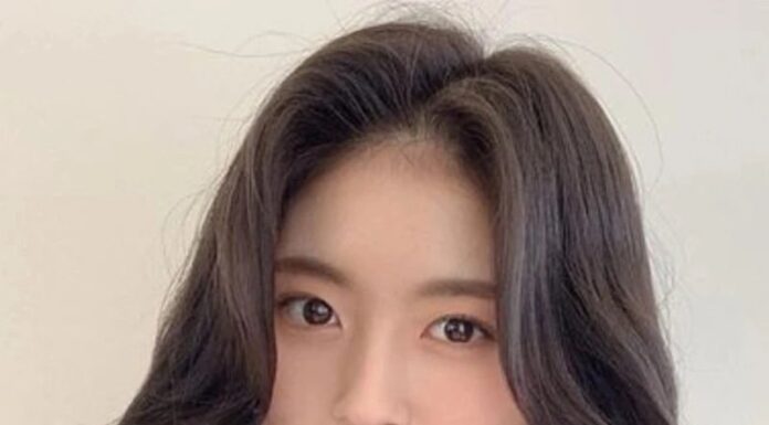 5 Curly Hairstyles to Refresh Your Look This Fall