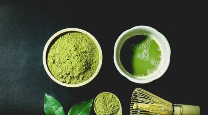 The Ultimate Guide to Green Tea Masks: 5 Recipes for Glowing Skin