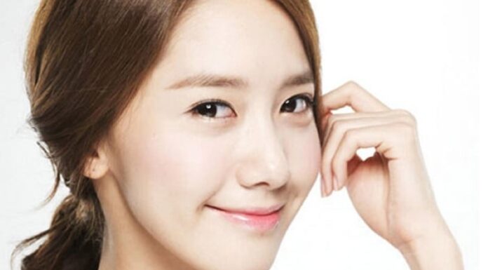 The One With the “3 Highs” on Their Face: A Mark of Wealth and Fortune