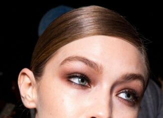 4 Eye Makeup Mistakes That Age You