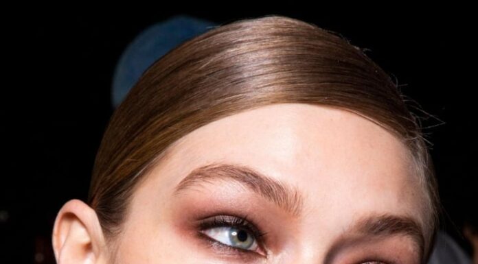 4 Eye Makeup Mistakes That Age You