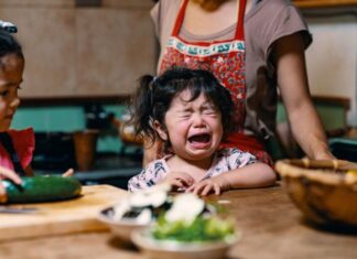 The Tantruming Toddler: A Mother’s Guide to Managing Meltdowns with Expert Tips