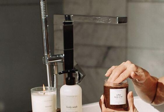 Unlock the Secret to Acne-Free Skin: A Smooth and Glowing Bottom