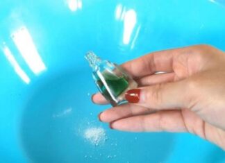 The Ultimate Summer Hack: A Potent Blend of Vitamin B1 and Essential Oils