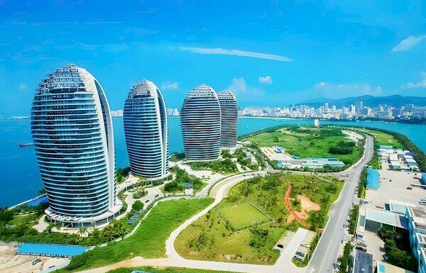 The Tropical Paradise: Unveiling China’s Very Own Hawaii Before Super Typhoon Yagi’s Wrath