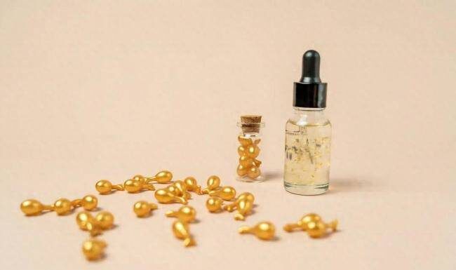 “The Great Vitamin E Debate: Oral or Topical, Which is the Ultimate Anti-Aging Solution?”