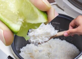 The Secret Ingredient to Take Your Cooking to the Next Level: Lemon Juice