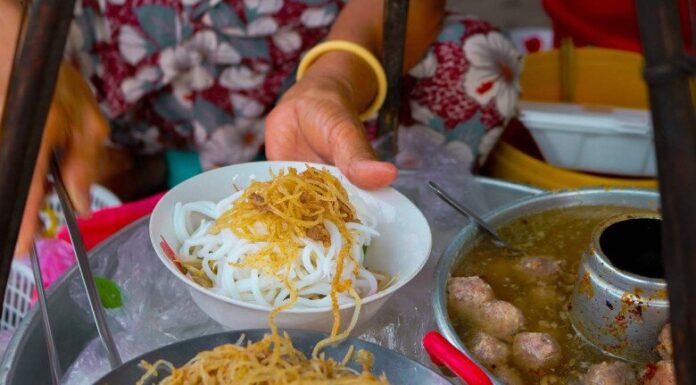 Taste Testing in An Giang: 6 Mouth-Watering Street Food Delights You Have to Try