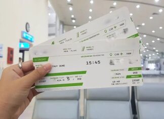 The Hidden Dangers of Posting Your Plane Ticket Online: Why You Should Think Twice Before Sharing